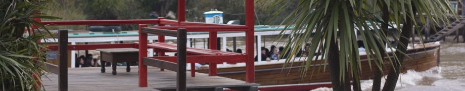 casona del rio tigre delta muelle